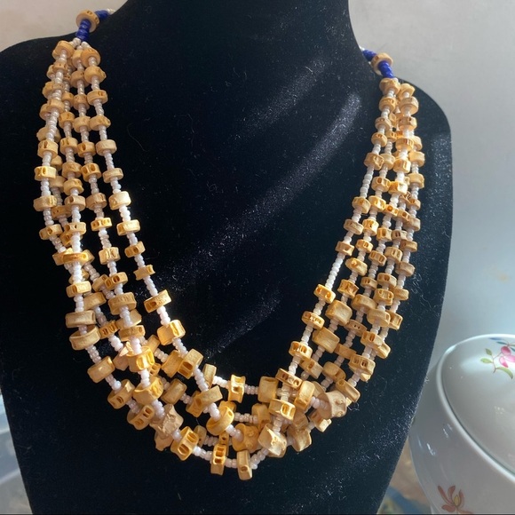 Jewelry - Vintage. 5 Strings wood/beaded Necklace. White/Tan.